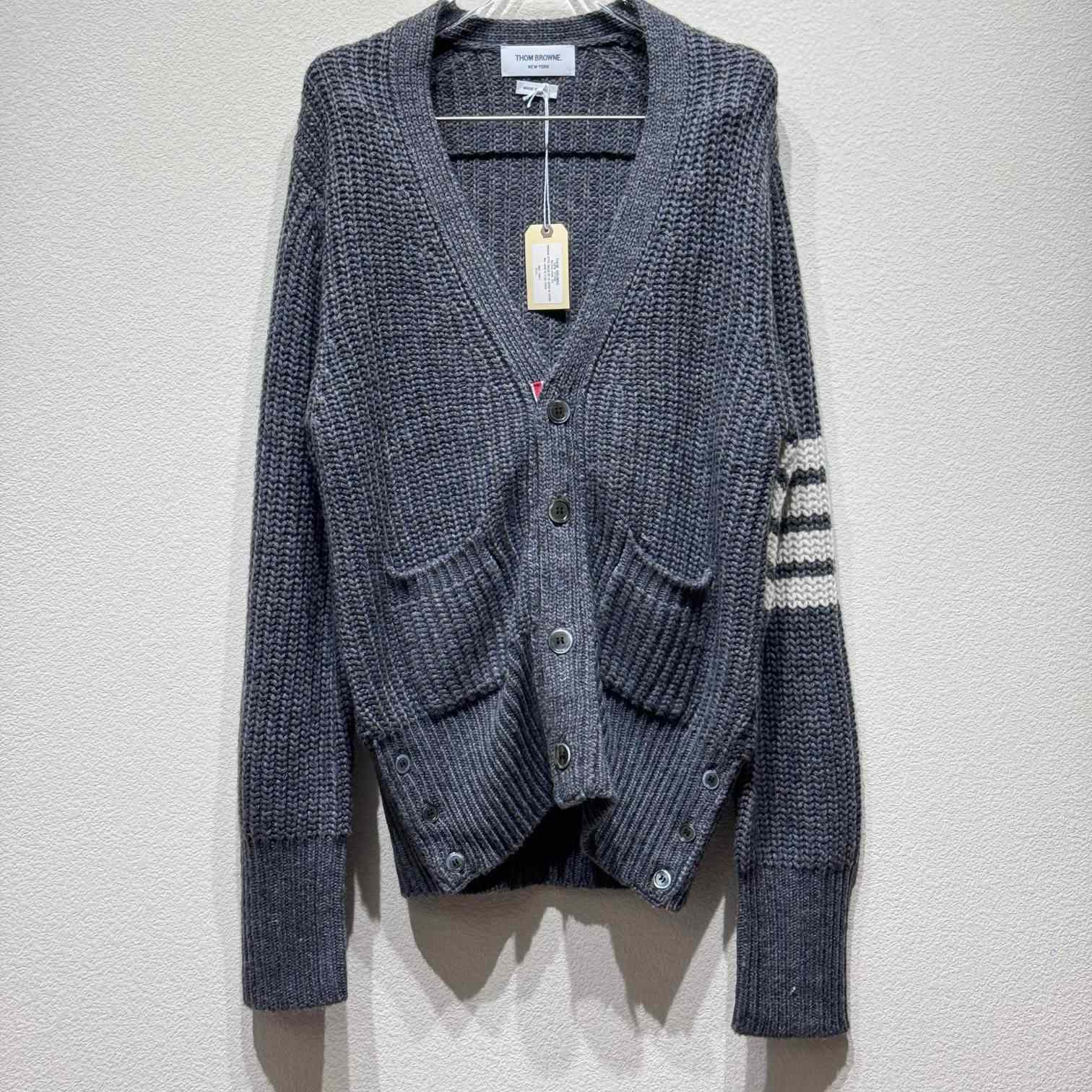 Thom Browne 4-Bar Oversize Wool Cardigan - EUR FASHION