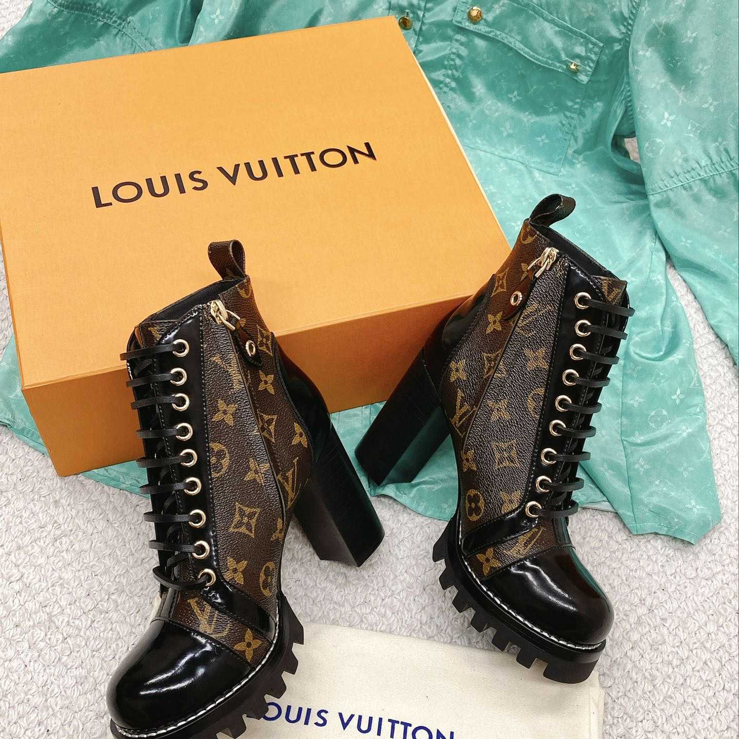 Louis Vuitton Star Trail Ankle Boot   1 A2Y7X - EUR FASHION