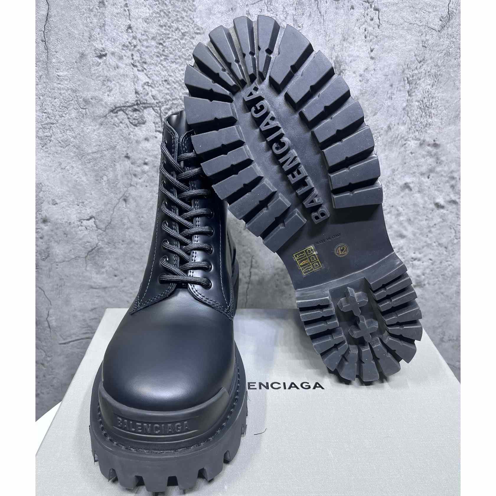 Balenciaga Men's Strike Boot - EUR FASHION