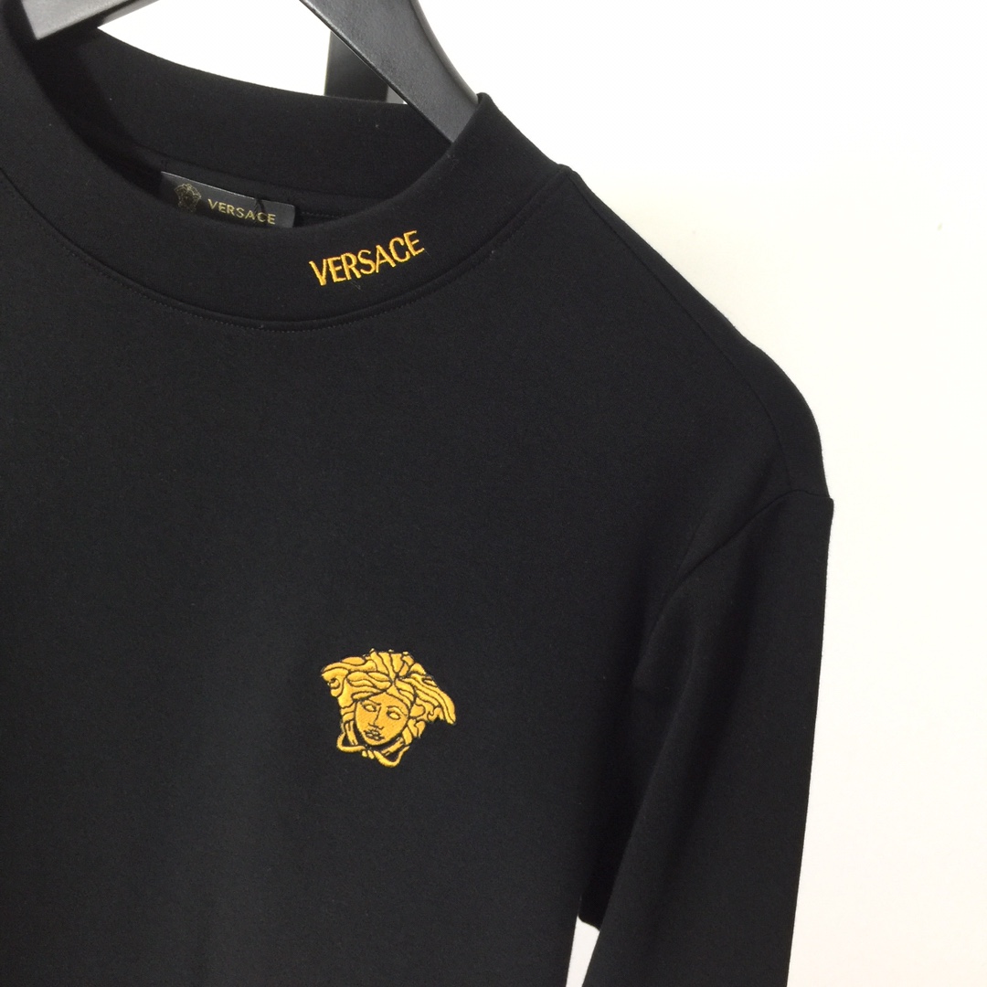 Versace Logo Long Sleeve Tee - EUR FASHION