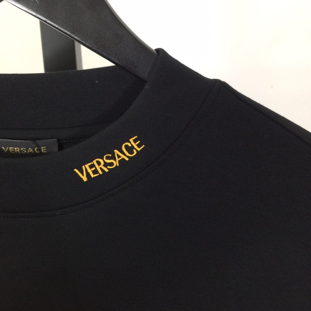 Versace Logo Long Sleeve Tee - EUR FASHION