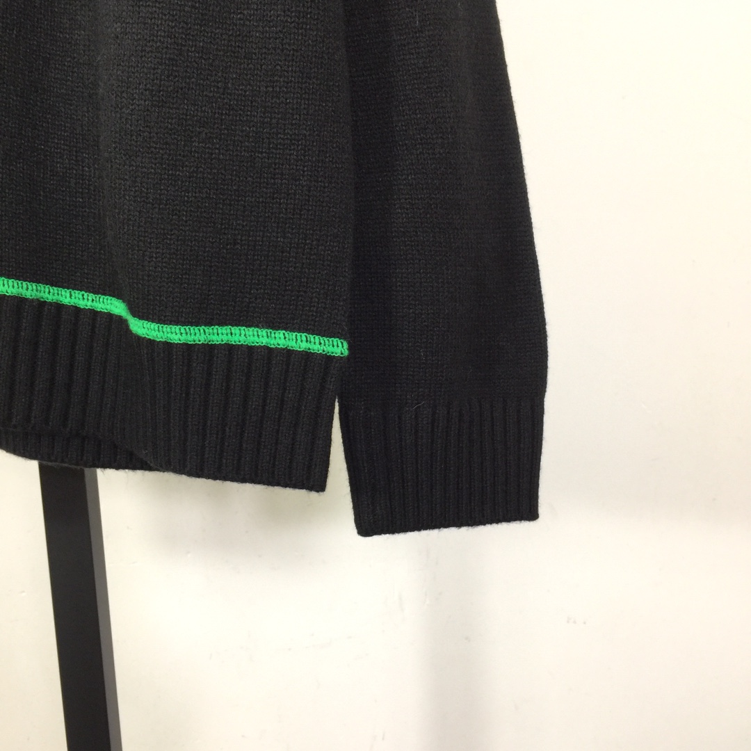 Prada Logo Sweater - EUR FASHION