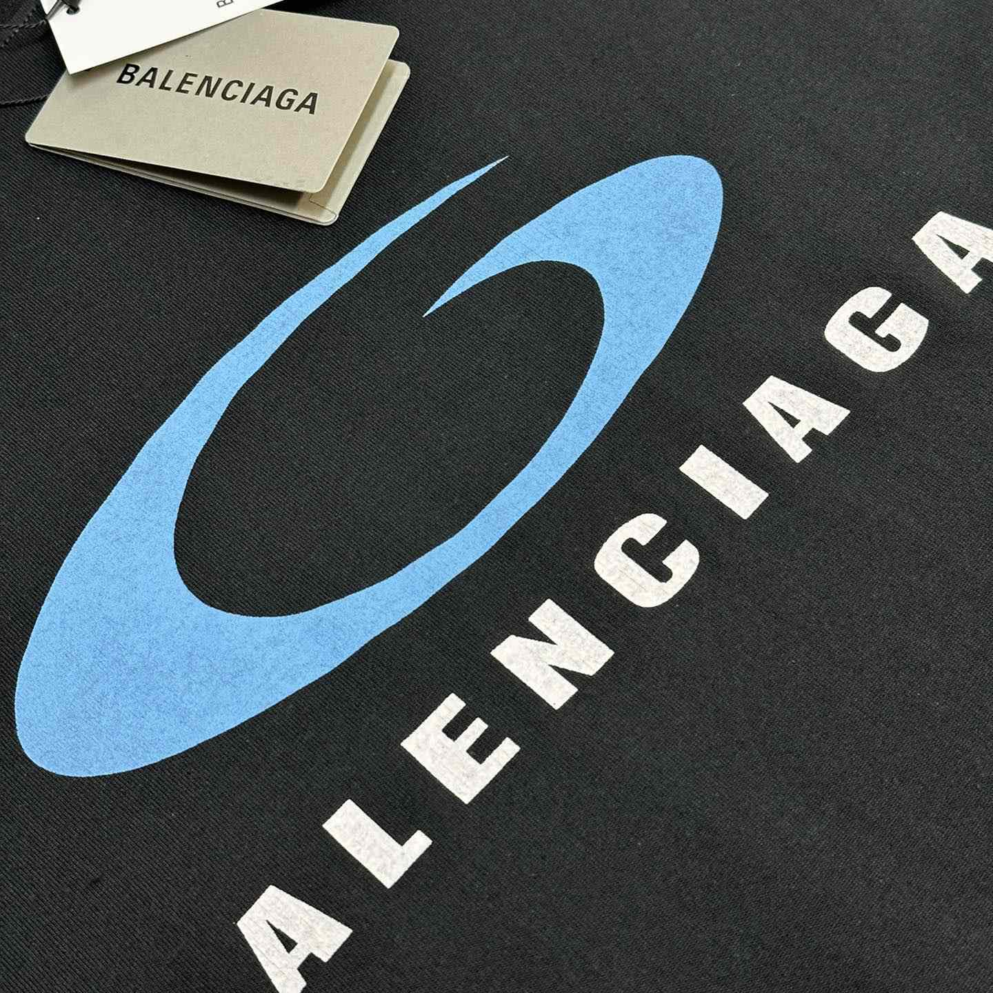 Balenciaga Loop Sports Icon T-Shirt Medium Fit In Washed Black - EUR FASHION