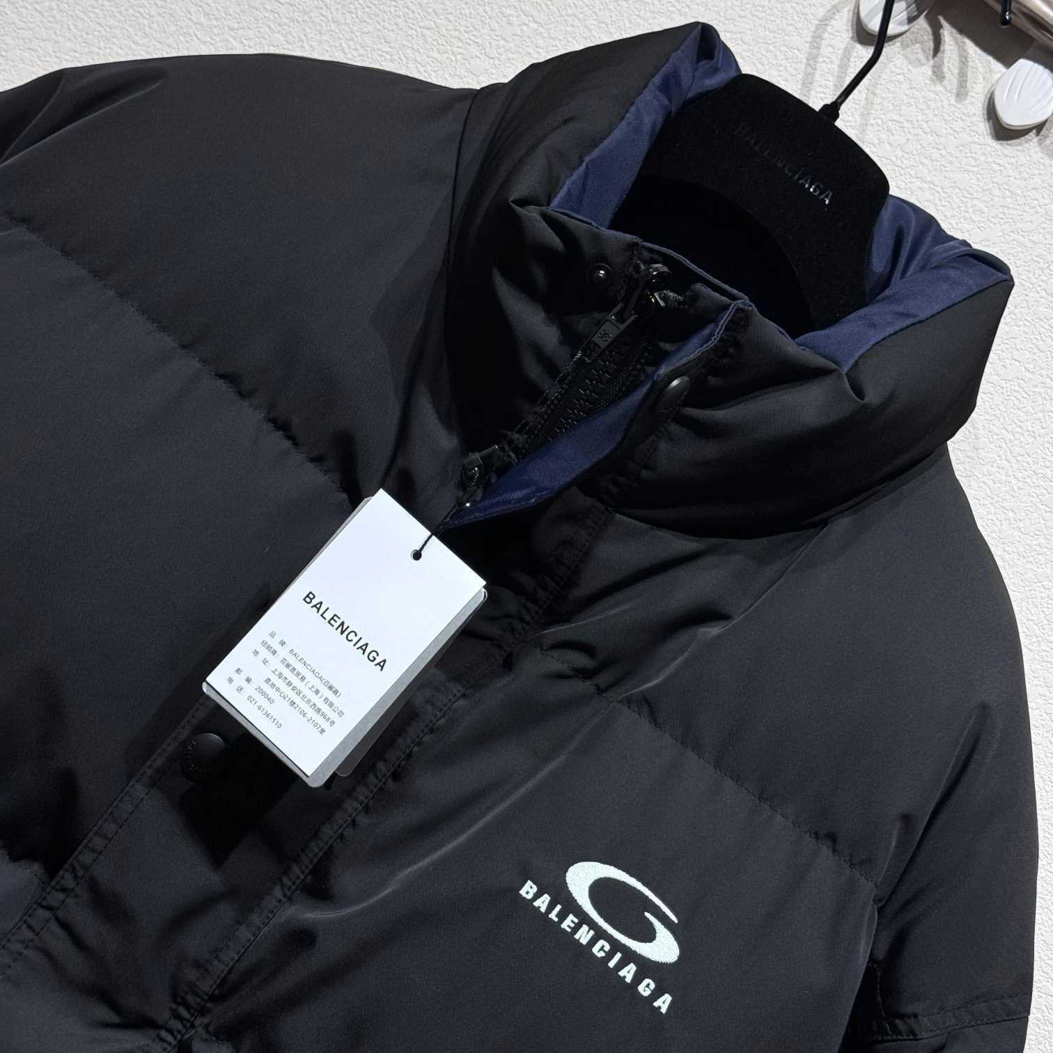 Balenciaga Loop Sport Icon Reversible Puffer In Black/blue - EUR FASHION