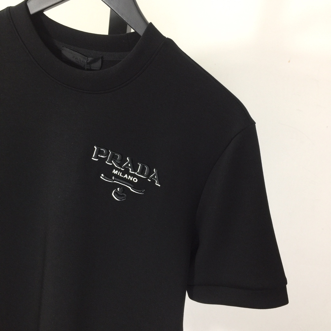 Prada Logo Cotton T-shirt - EUR FASHION