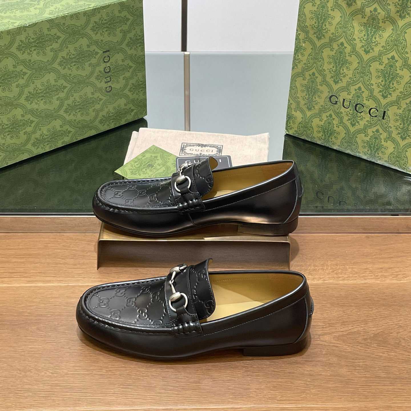 Gucci Men's Loafer With Horsebit - EUR FASHION