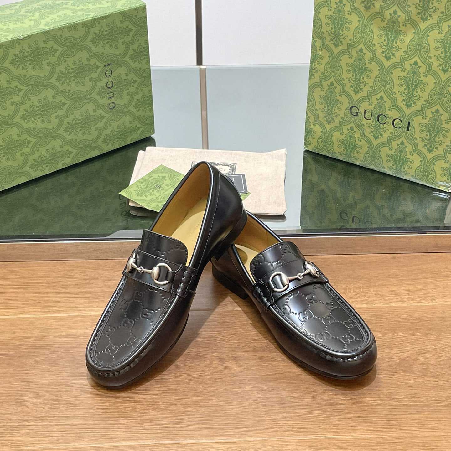 Gucci Men's Loafer With Horsebit - EUR FASHION