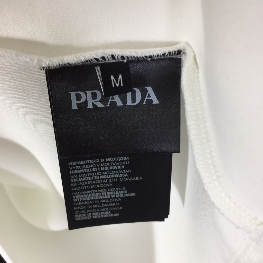 Prada Logo Cotton T-shirt - EUR FASHION