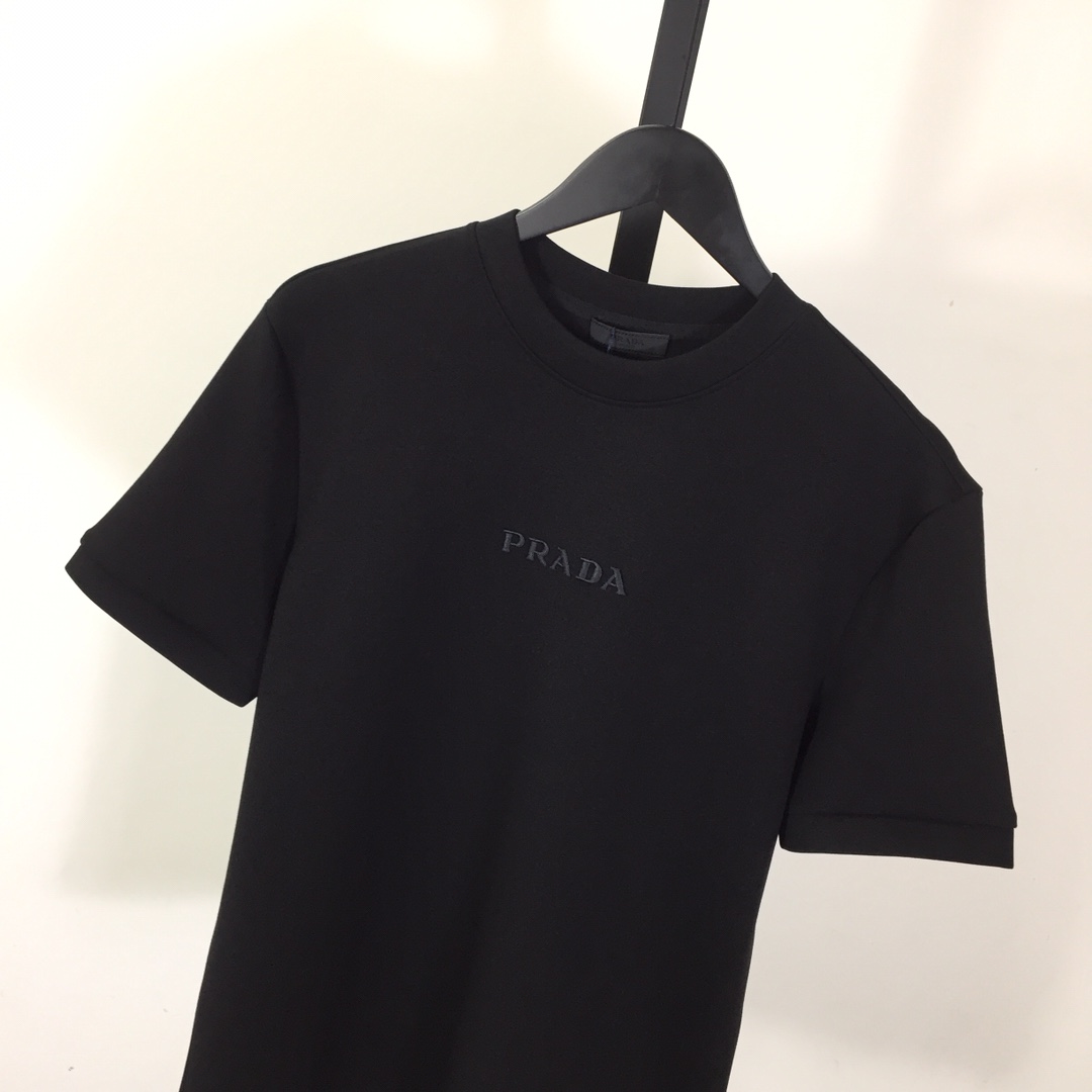 Prada Logo Cotton T-shirt - EUR FASHION