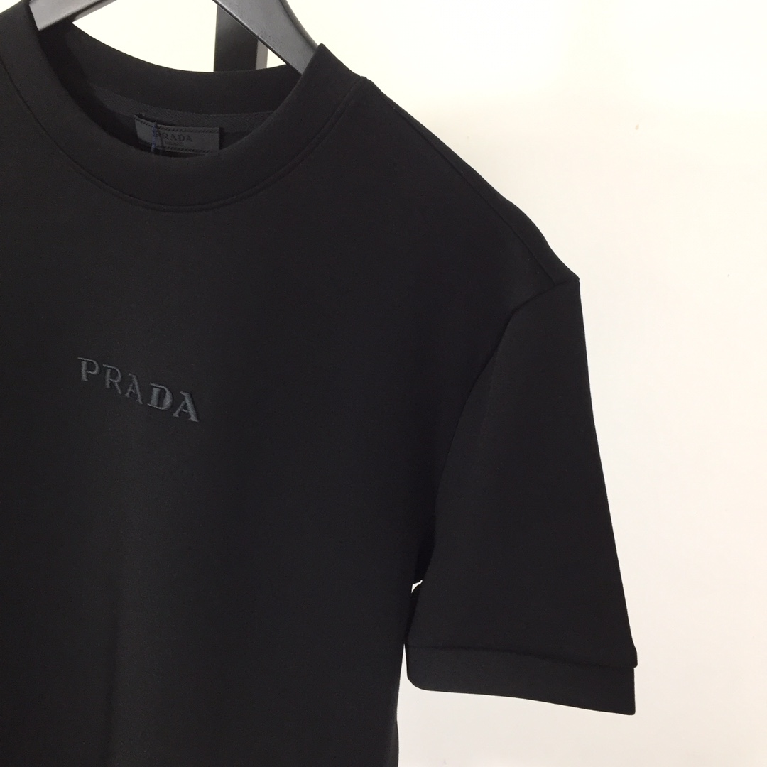 Prada Logo Cotton T-shirt - EUR FASHION