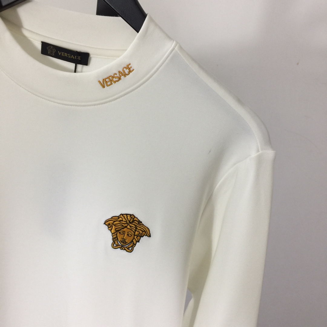 Versace Logo Long Sleeve Tee - EUR FASHION