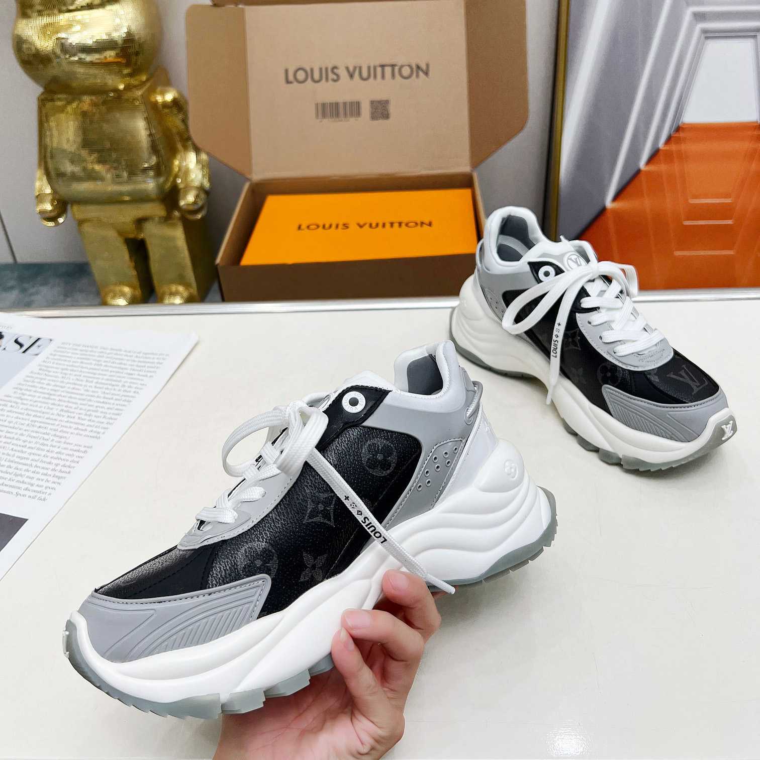 Louis Vuitton Run 55 Sneaker        1AD2MR - EUR FASHION