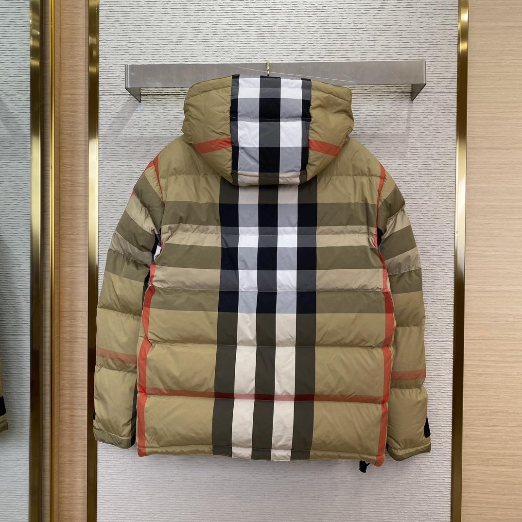 Burberry Reversible Check Nylon Puffer Jacket - EUR FASHION