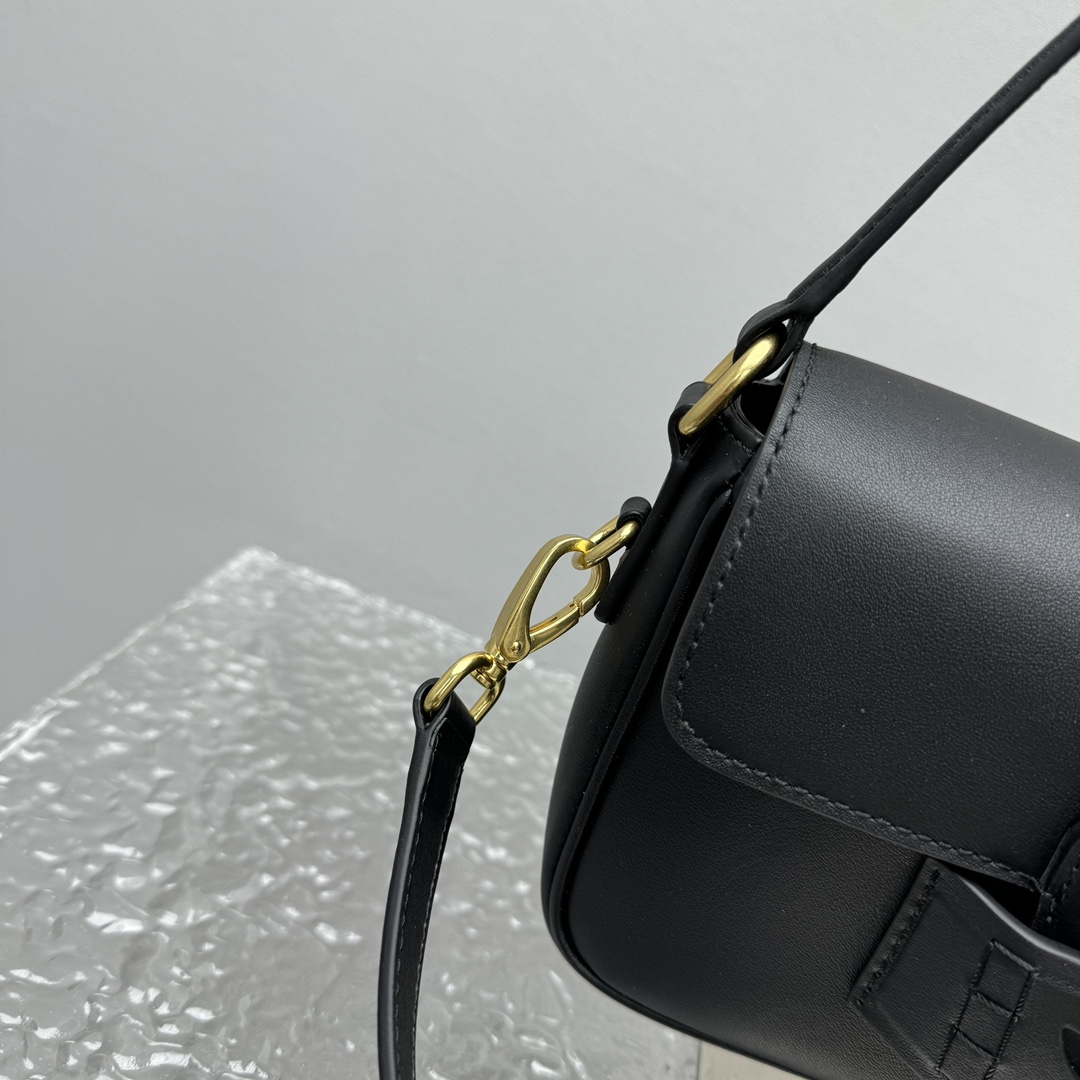 Miu Miu Penny Leather Bag - EUR FASHION