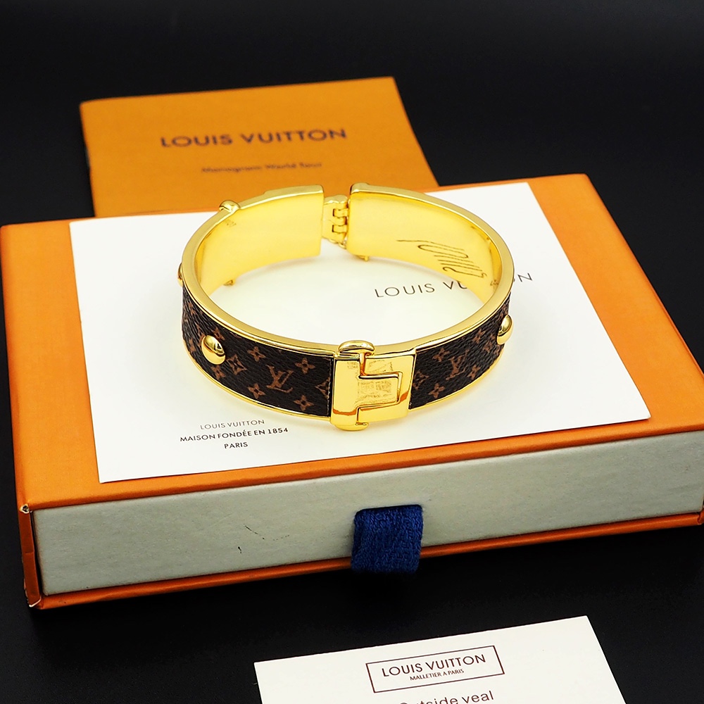 Louis Vuitton LV Signature Bracelet   M1434S - EUR FASHION