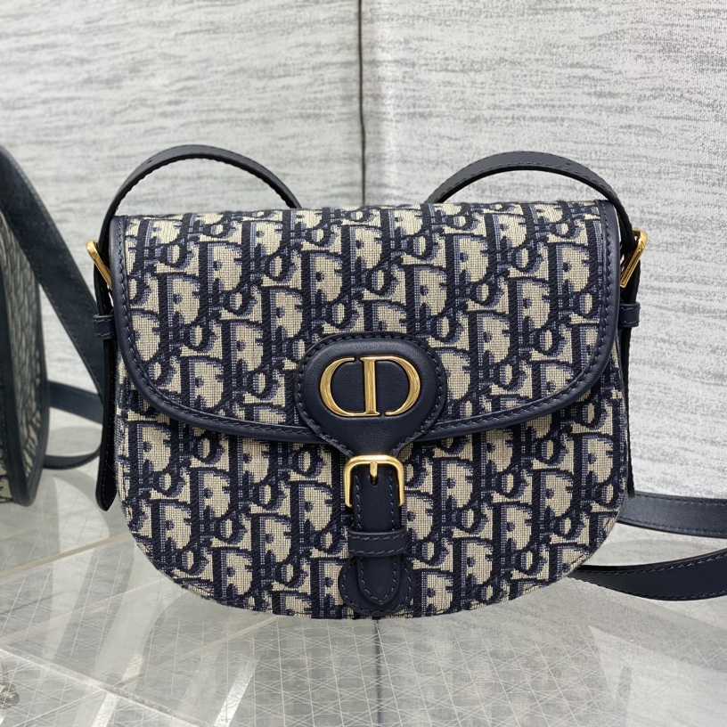 Dior Medium Dior Bobby Bag  - EUR FASHION