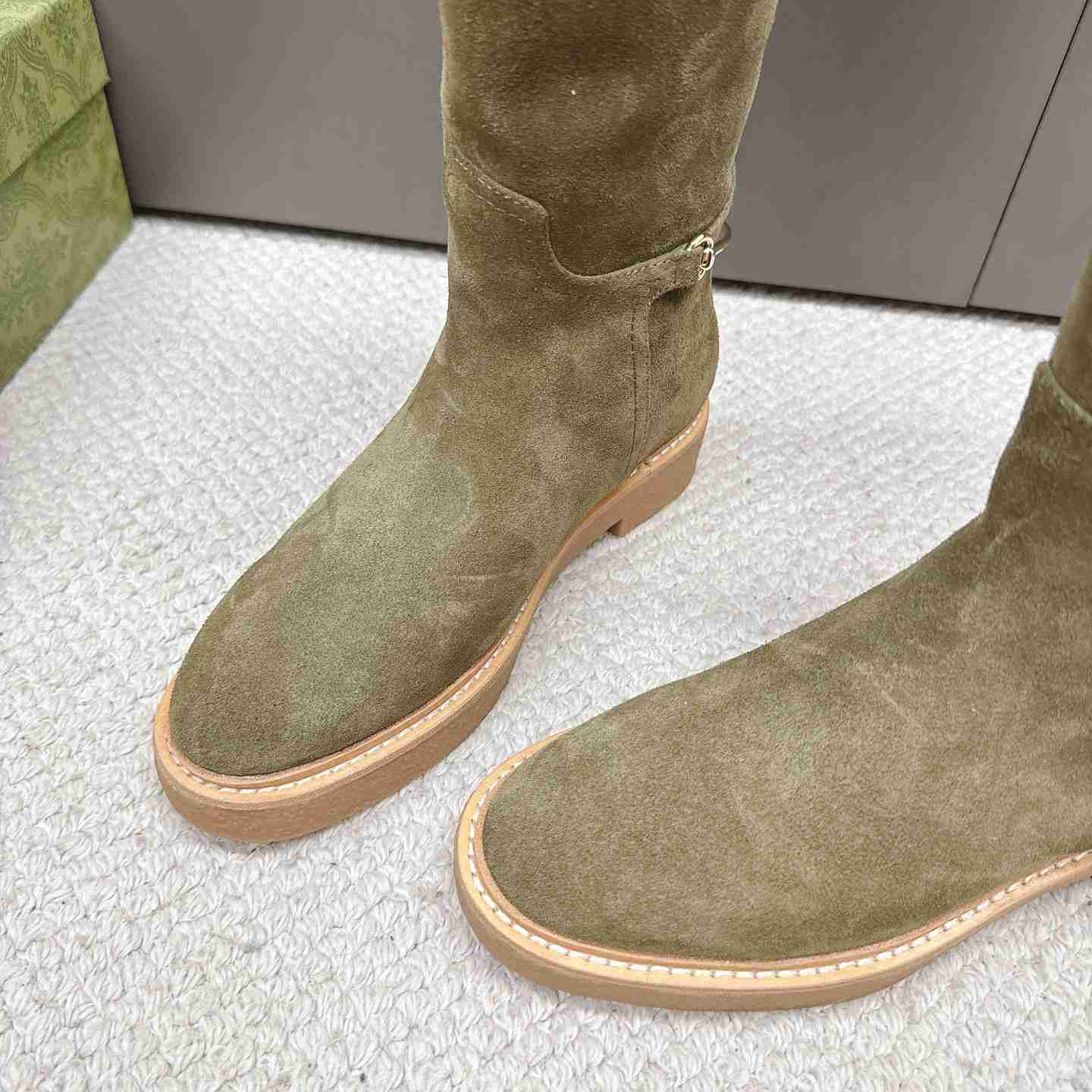 Gucci Women's Slim Horsebit Boot - EUR FASHION