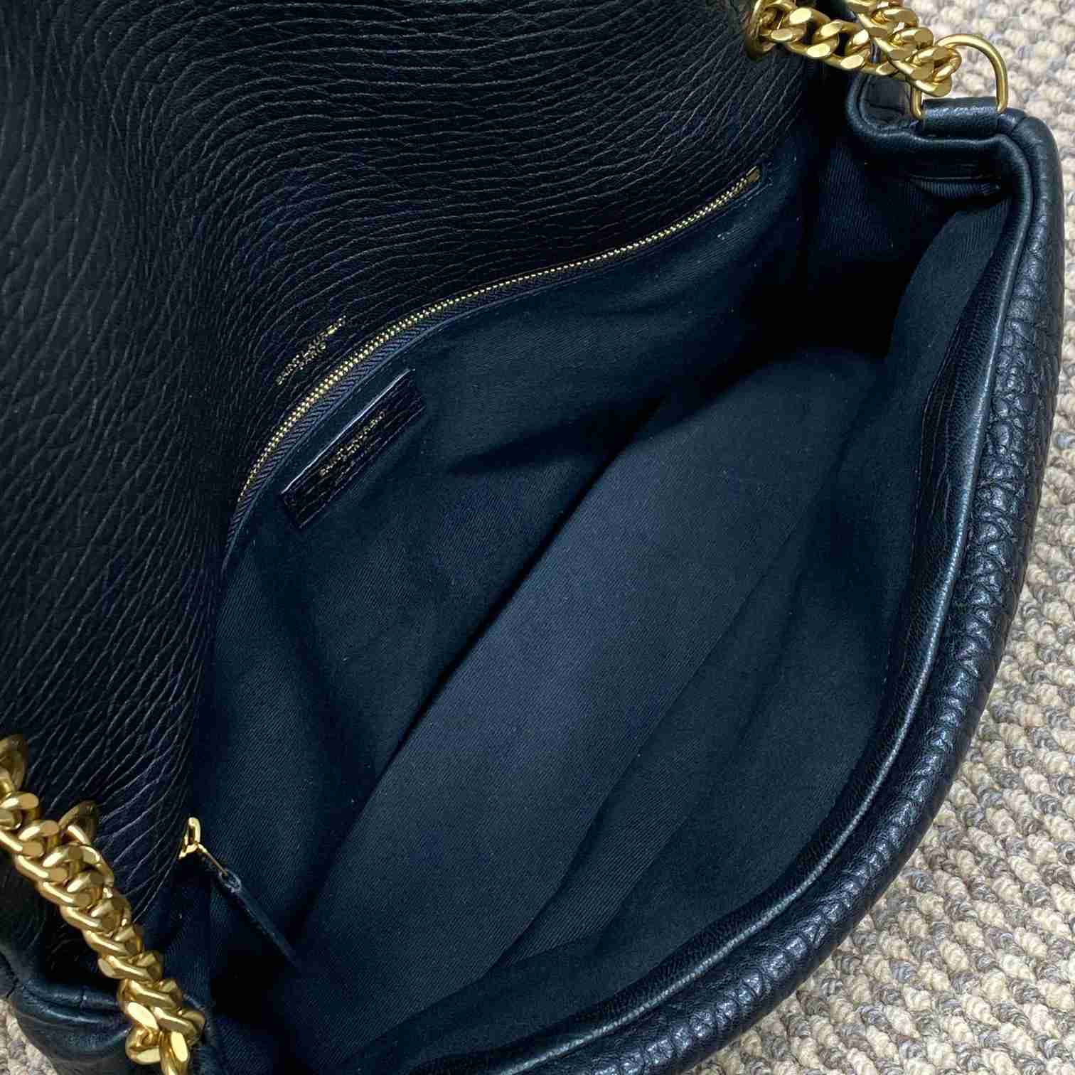 Saint Laurent Calypso Large In Grained Lambskin - EUR FASHION