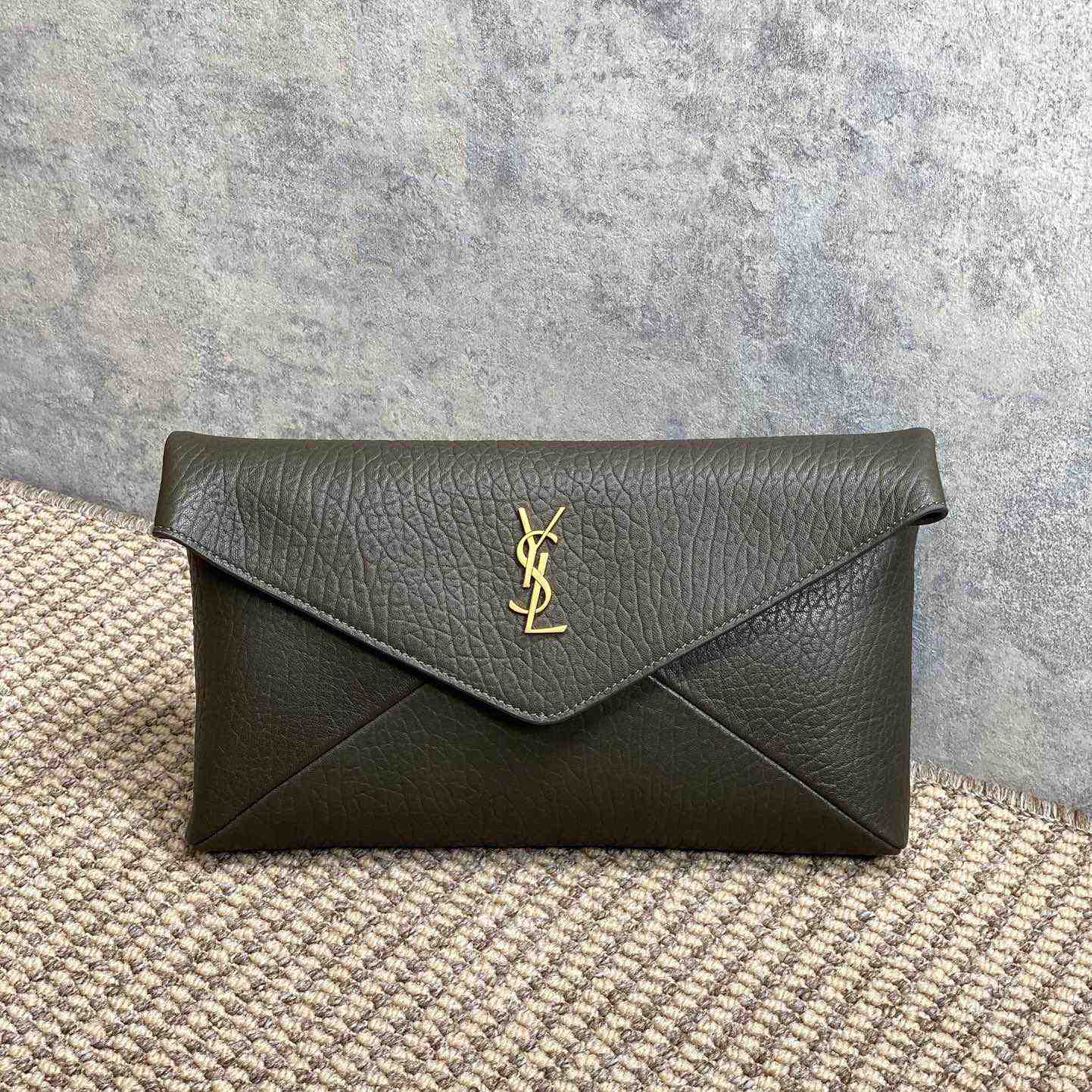 Saint Laurent Cassandre Large Envelope Pouch In Lambskin - EUR FASHION