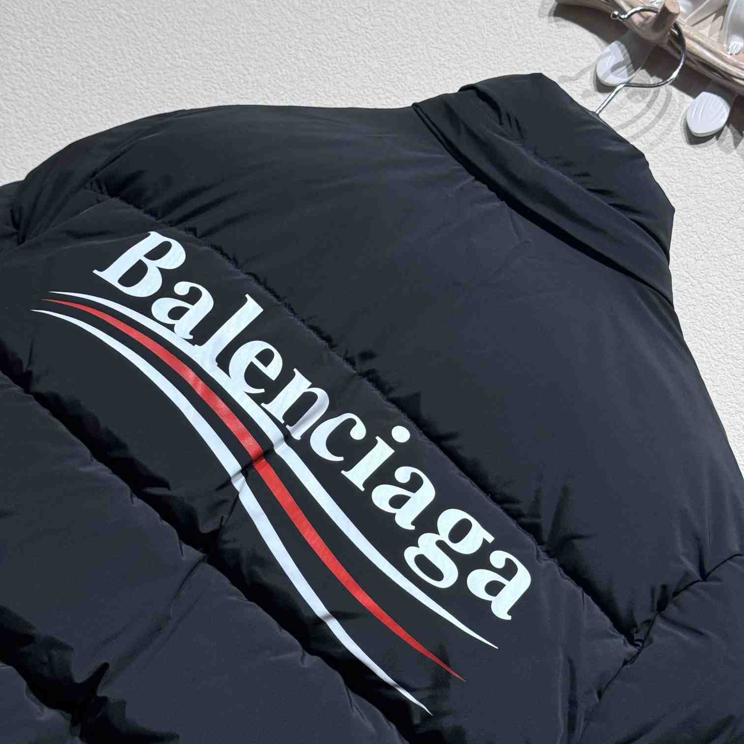 Balenciaga Puffer Jacket - EUR FASHION