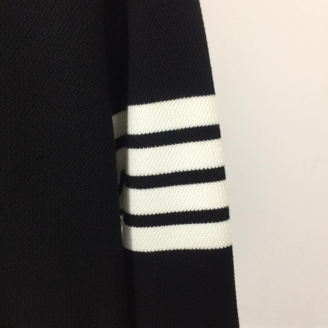 Thom Browne 4-Bar Jacket In Black - EUR FASHION