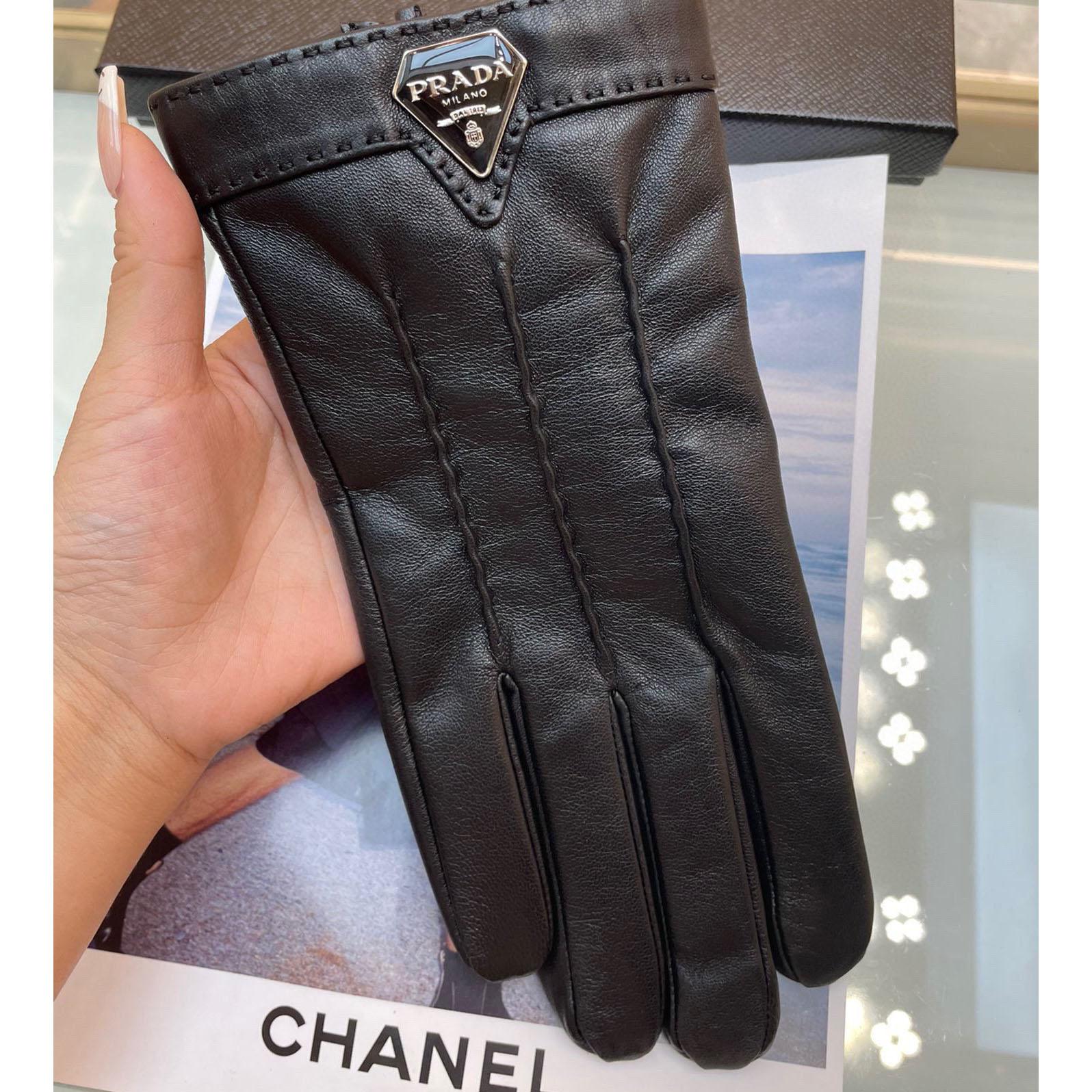 Prada Gloves  - EUR FASHION