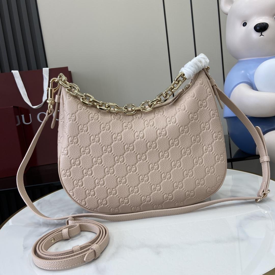 Gucci GG Emblem Medium Shoulder Bag - EUR FASHION