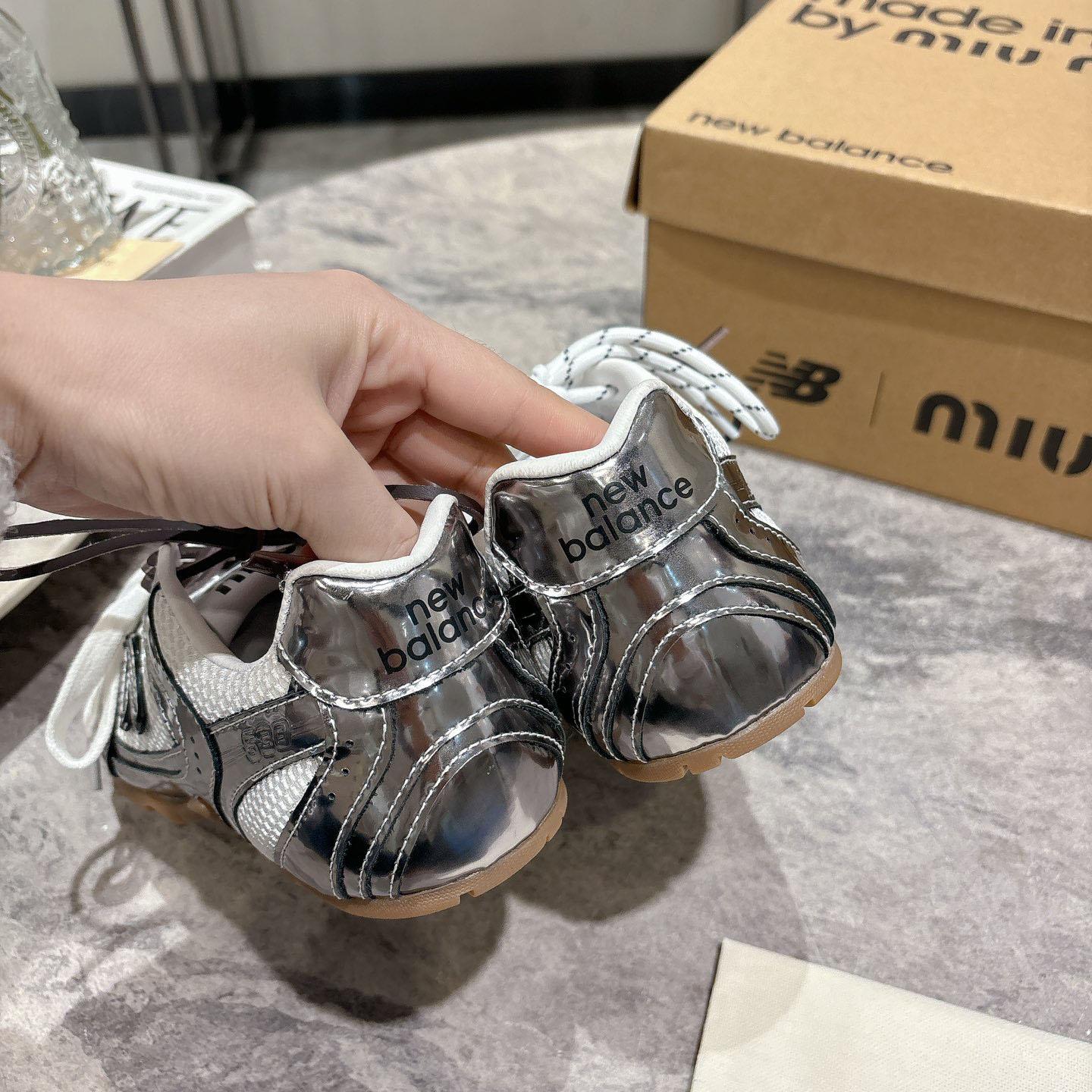 New Balance X Miu Miu Sneakers - EUR FASHION