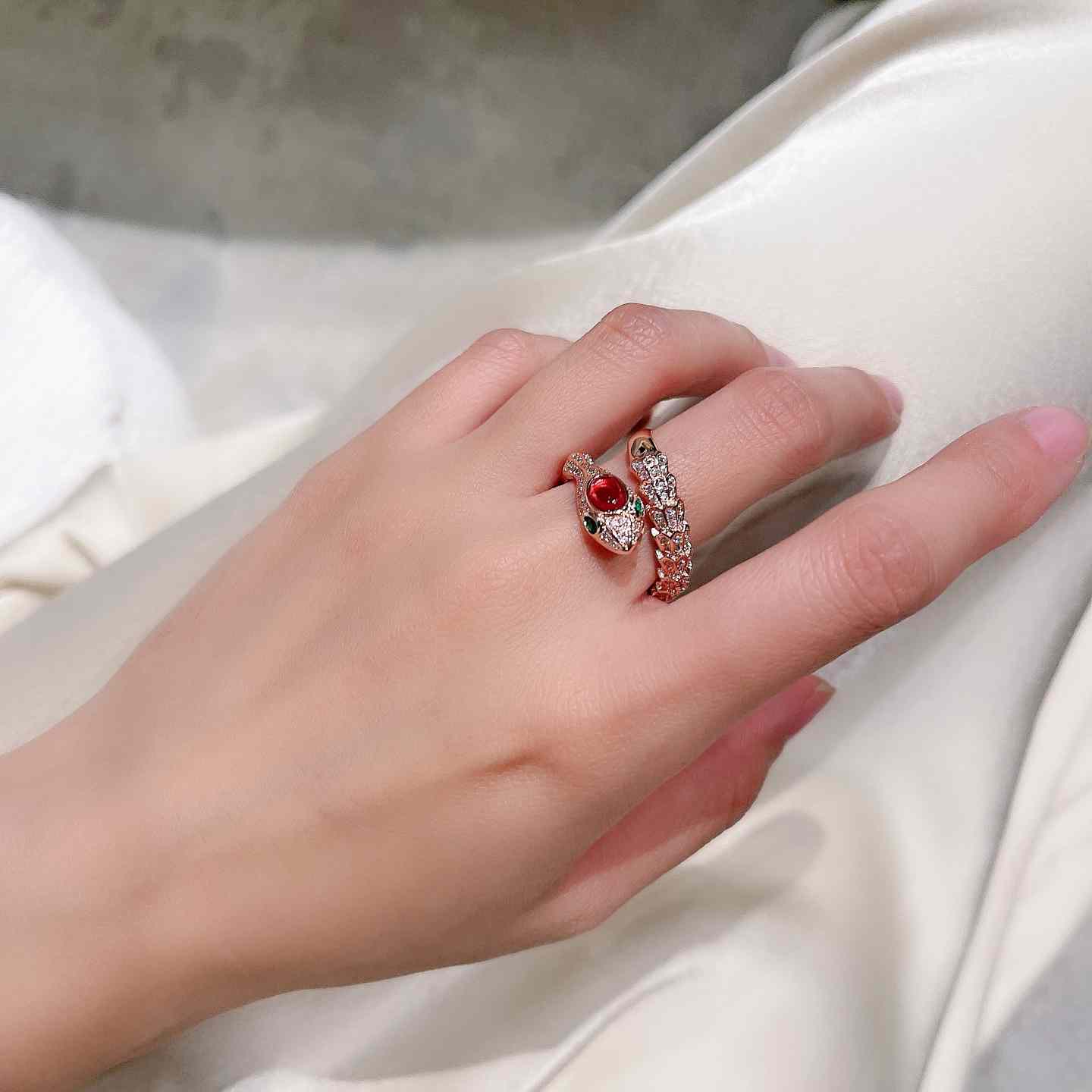 Bvlgari Ring - EUR FASHION