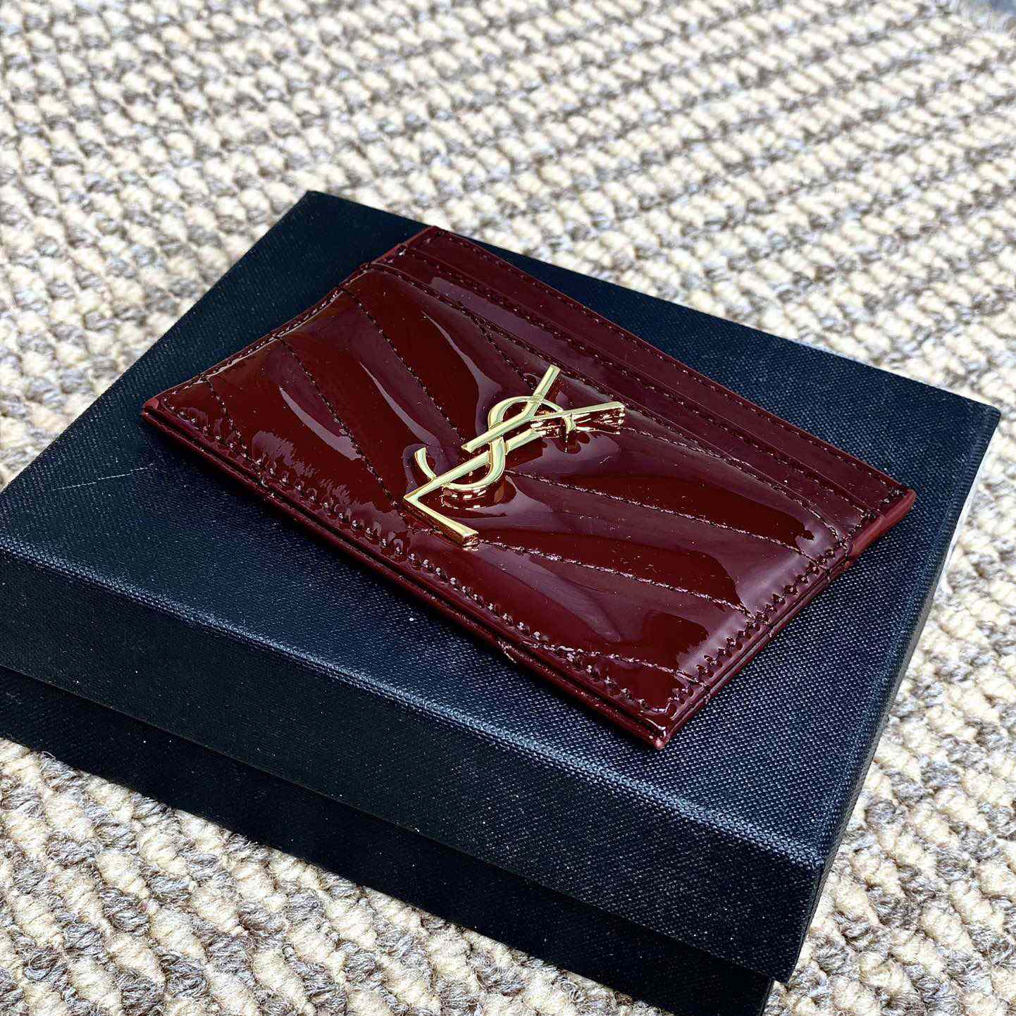 Saint Laurent Cassandre Matelasse Card Case In Patent Leather - EUR FASHION