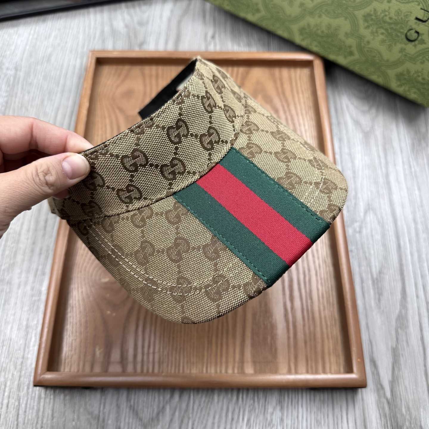 Gucci Original GG Canvas Visor With Web - EUR FASHION