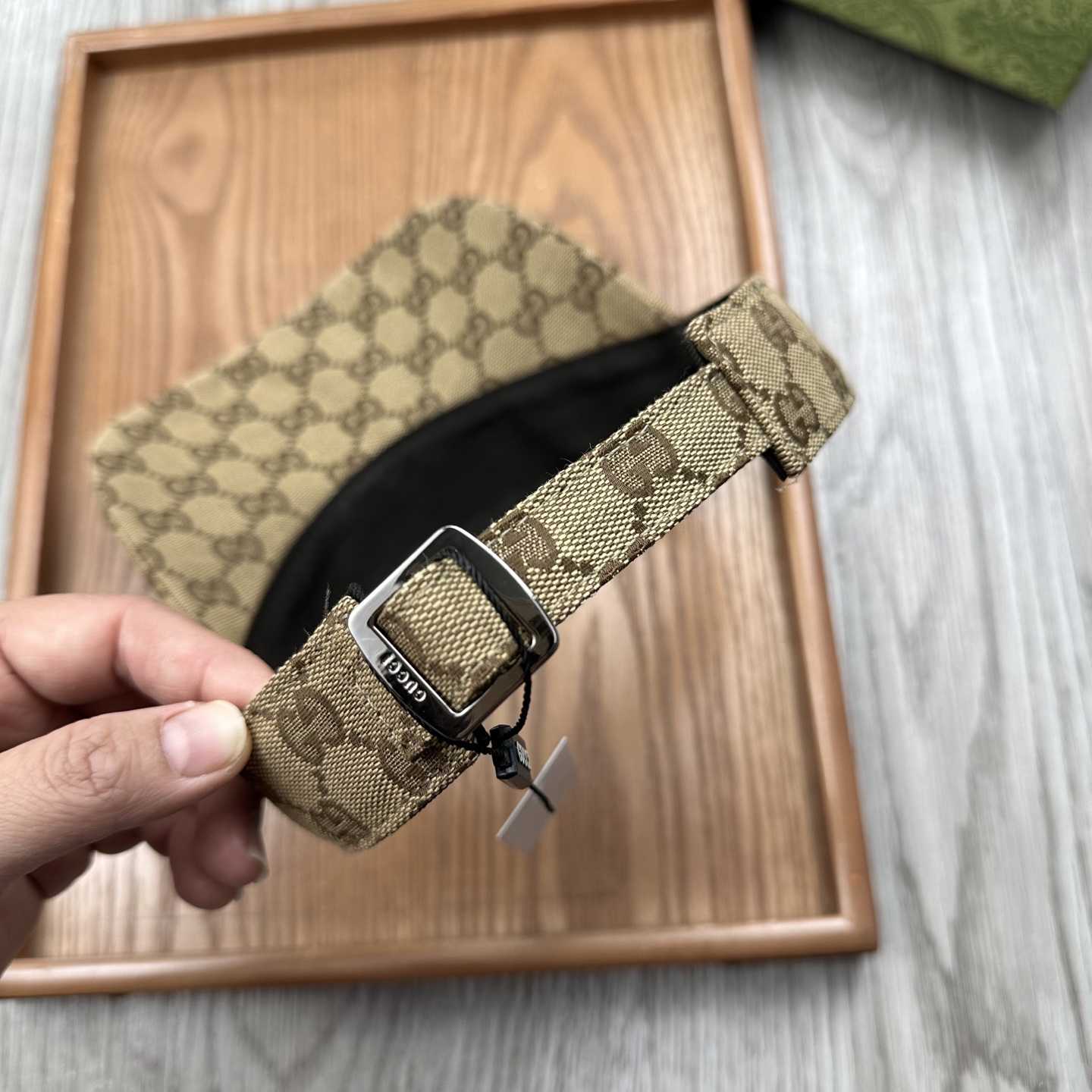 Gucci Original GG Canvas Visor With Web - EUR FASHION