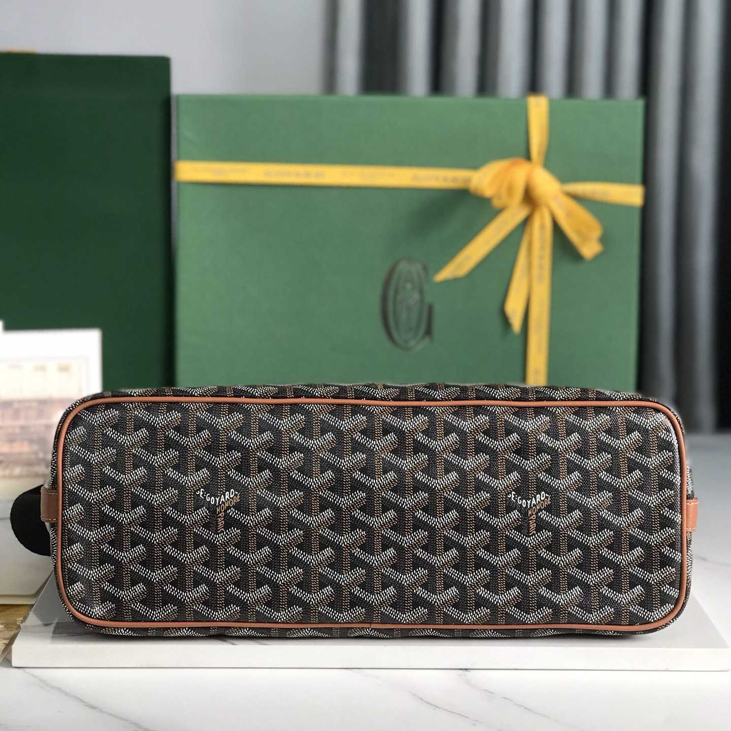 Goyard Capetien MM Messenger Bag   - EUR FASHION