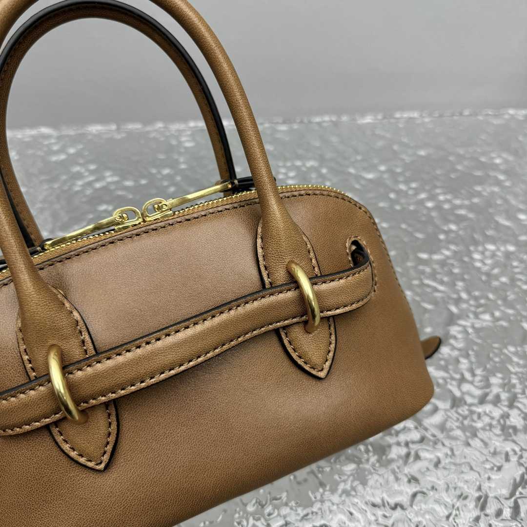 Miu Miu Aventure Leather Tote Bag (21x 8x 13cm) - EUR FASHION