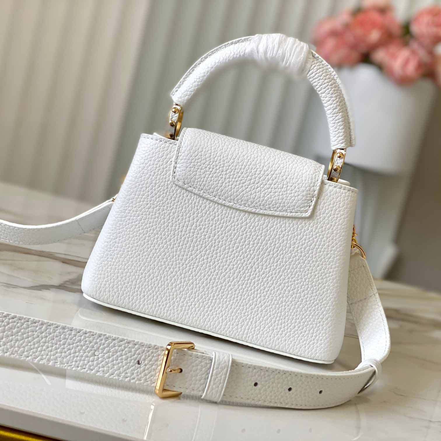Louis Vuitton Capucines BB   M12279 - EUR FASHION