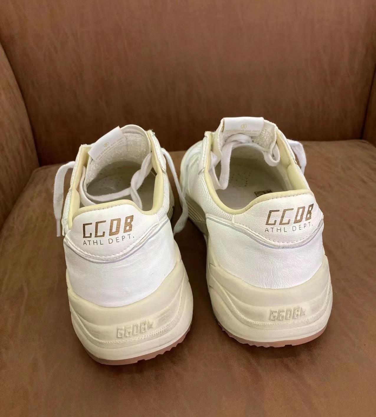 Golden Goose Women's Running Sole Sneakers - EUR FASHION