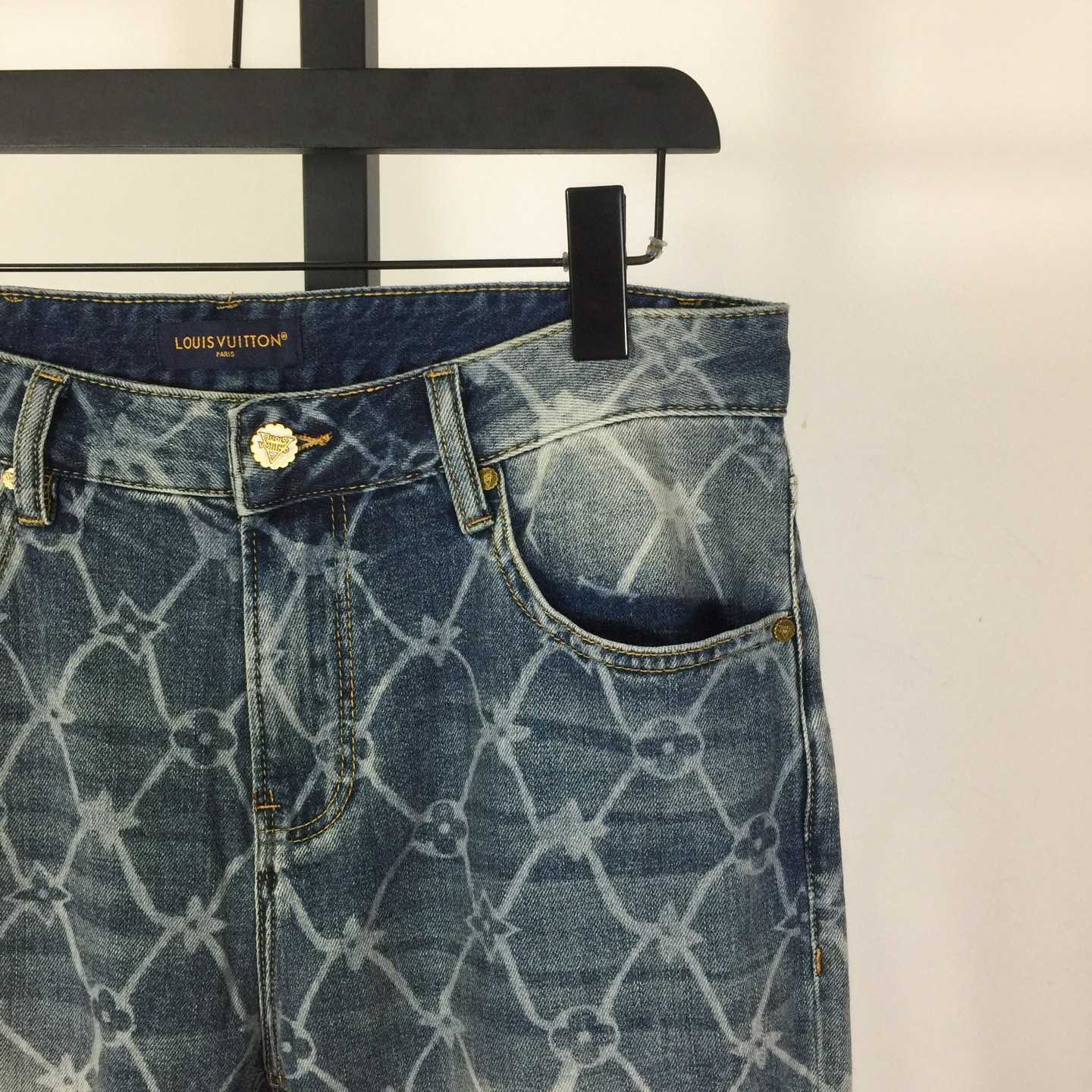 Louis Vuitton Jeans - EUR FASHION
