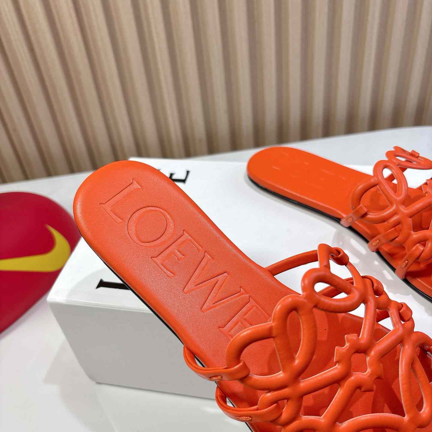 Loewe Petal Anagram Slide In Soft Calfskin - EUR FASHION