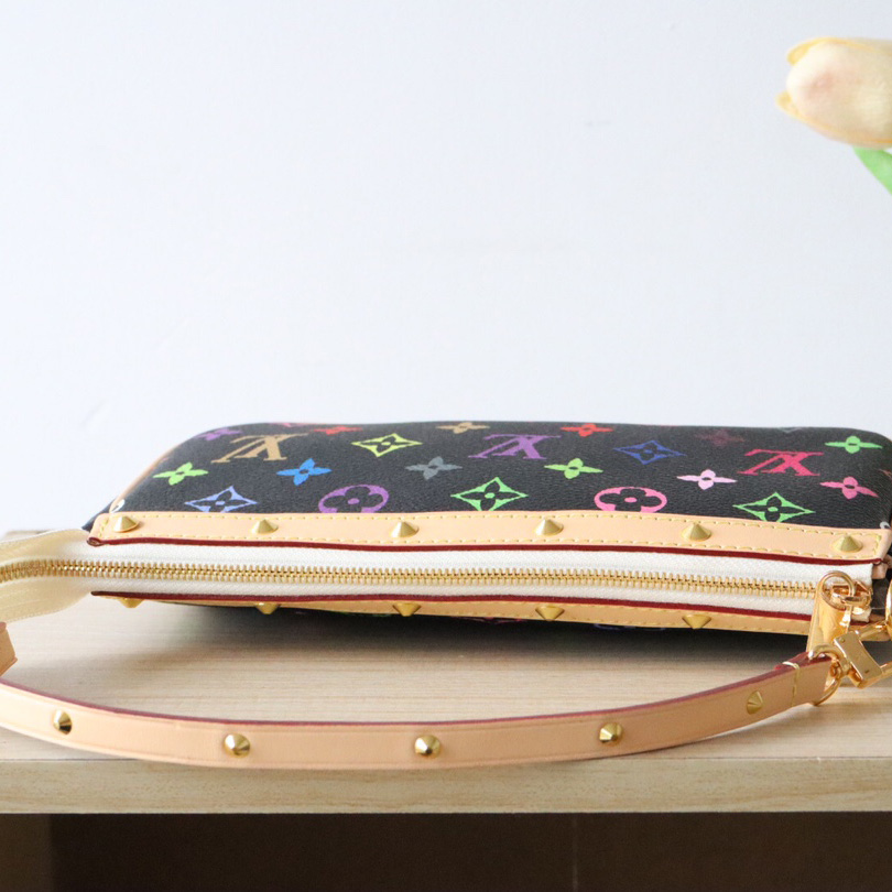  Louis Vuitton Pouch Pochette  22*13cm   M92649 - EUR FASHION