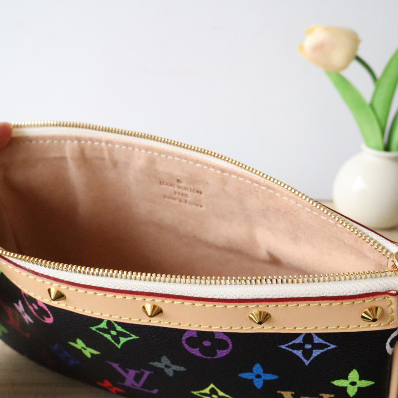  Louis Vuitton Pouch Pochette  22*13cm   M92649 - EUR FASHION