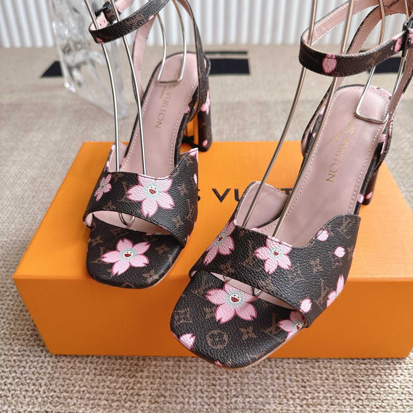 Louis Vuitton LV x TM Sandal - EUR FASHION