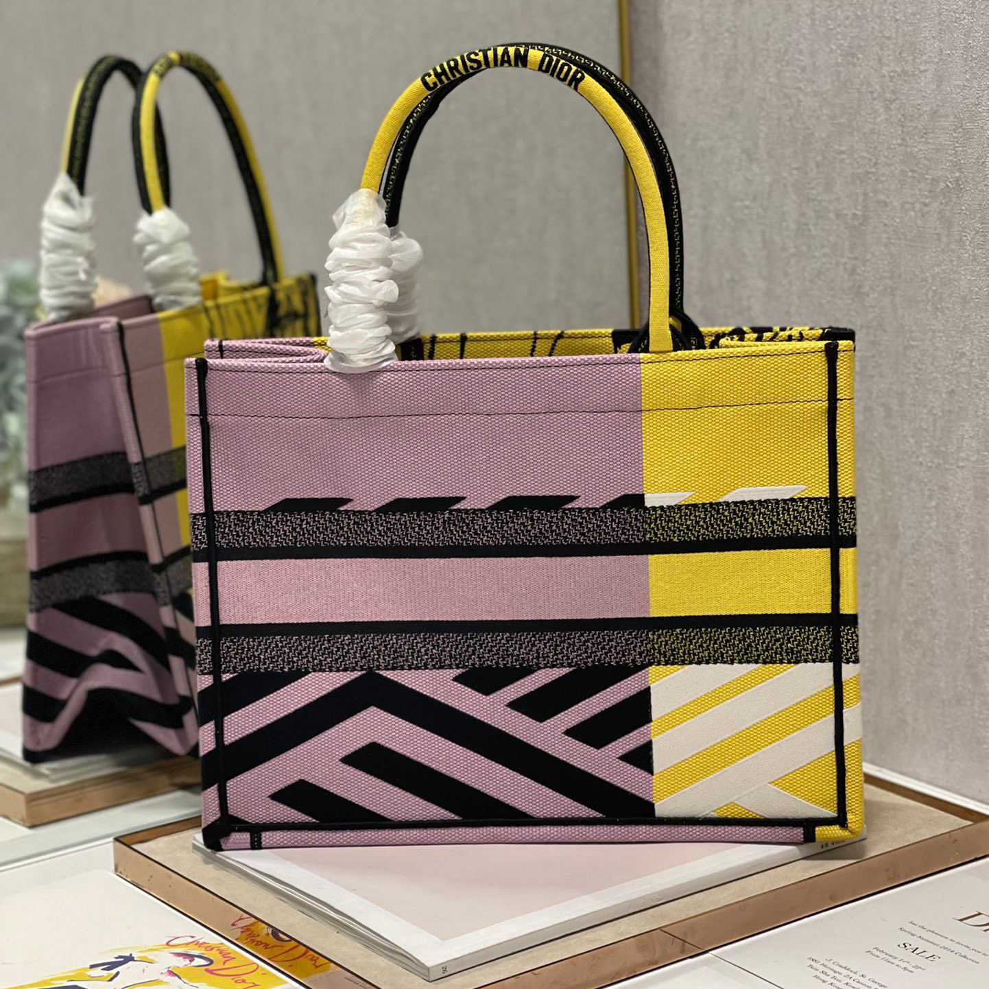 Dior Book Tote   36×28 cm - EUR FASHION