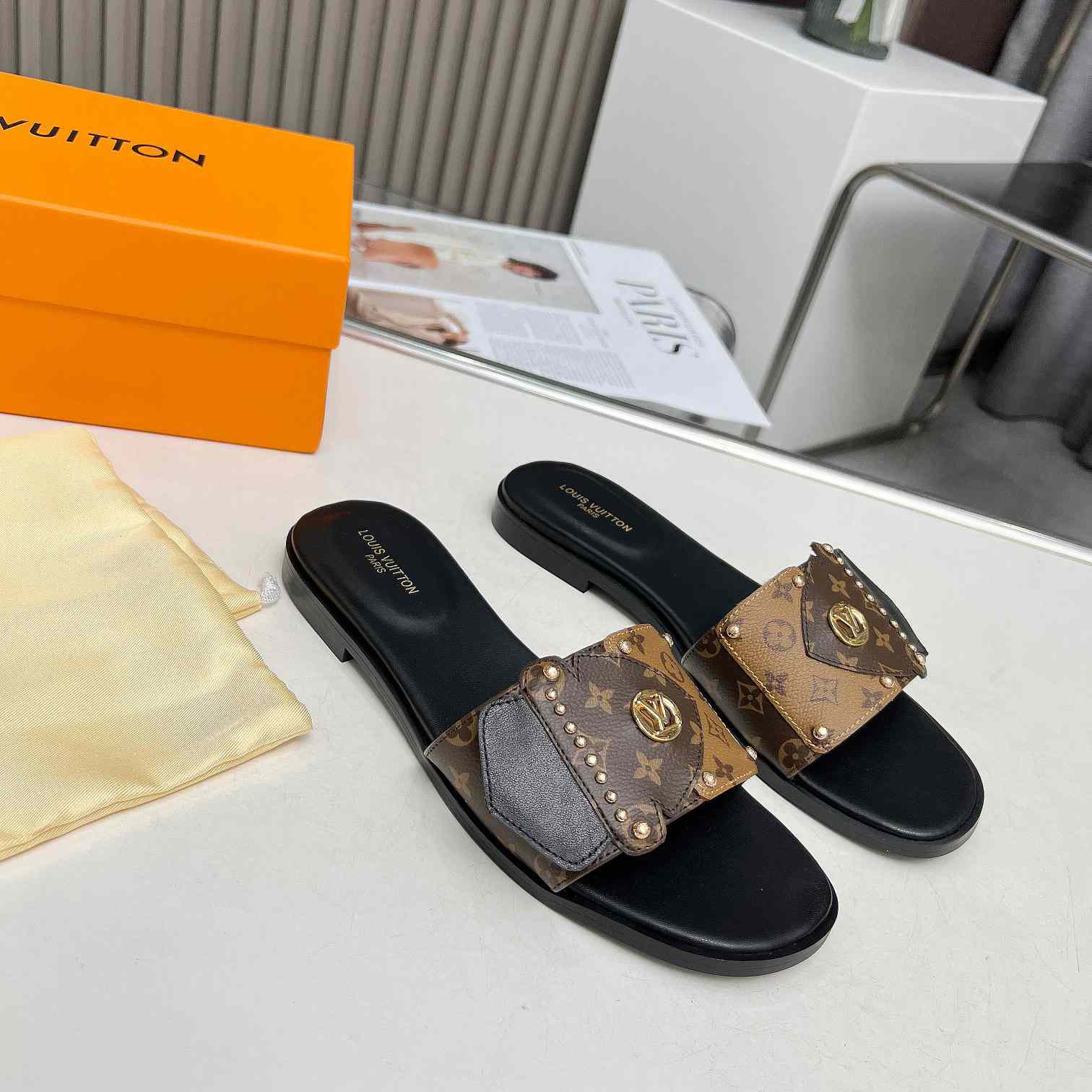 Louis Vuitton LV Frame Flat Mule   1ACXG7 - EUR FASHION