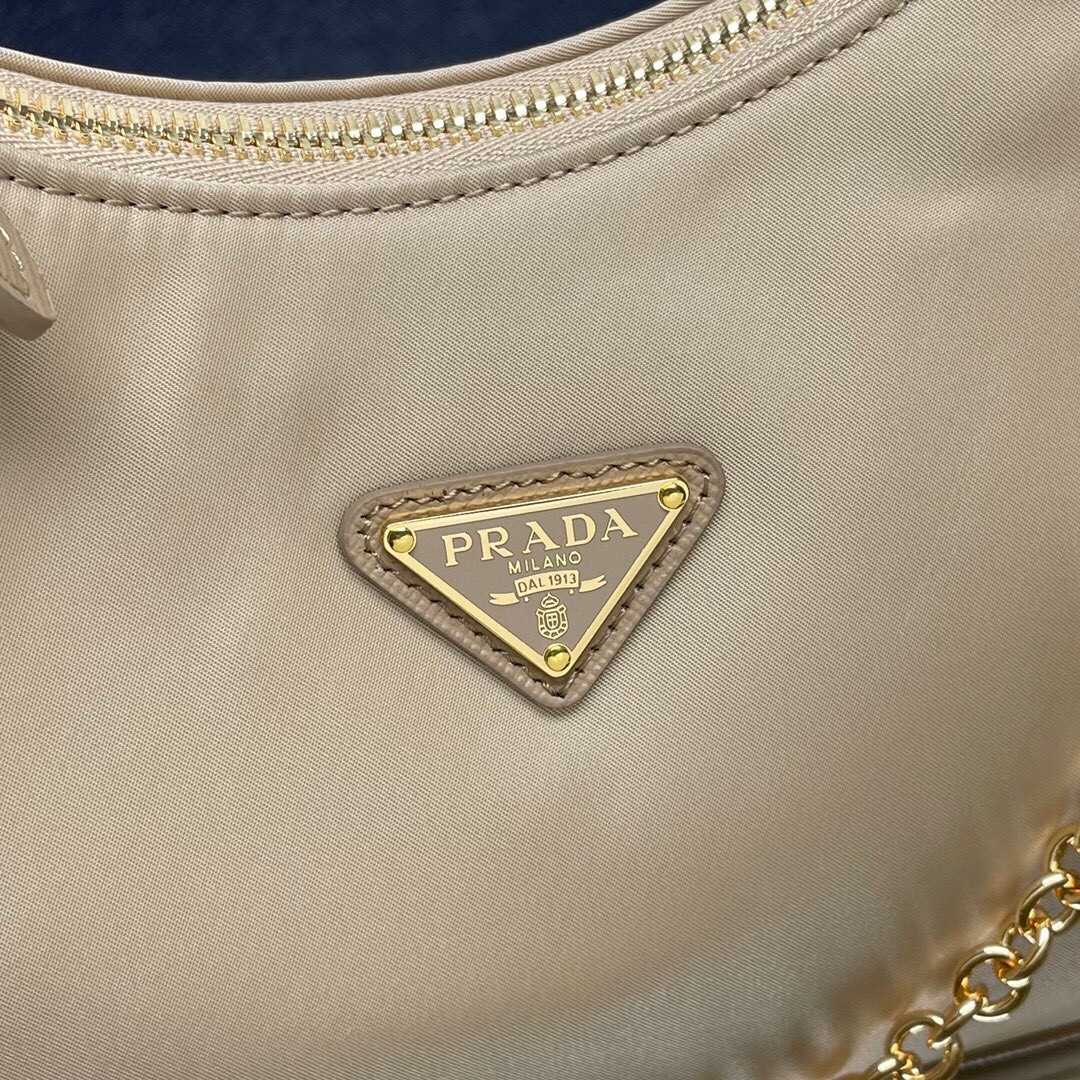 Prada Re-Edition 2005 Re-Nylon And Saffiano Leather Bag With Charm - EUR FASHION