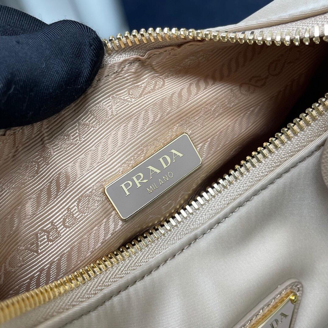 Prada Re-Edition 2005 Re-Nylon And Saffiano Leather Bag With Charm - EUR FASHION