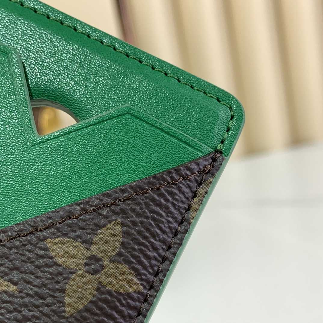 Louis Vuitton Porte-Cartes Magnet  M12855 - EUR FASHION