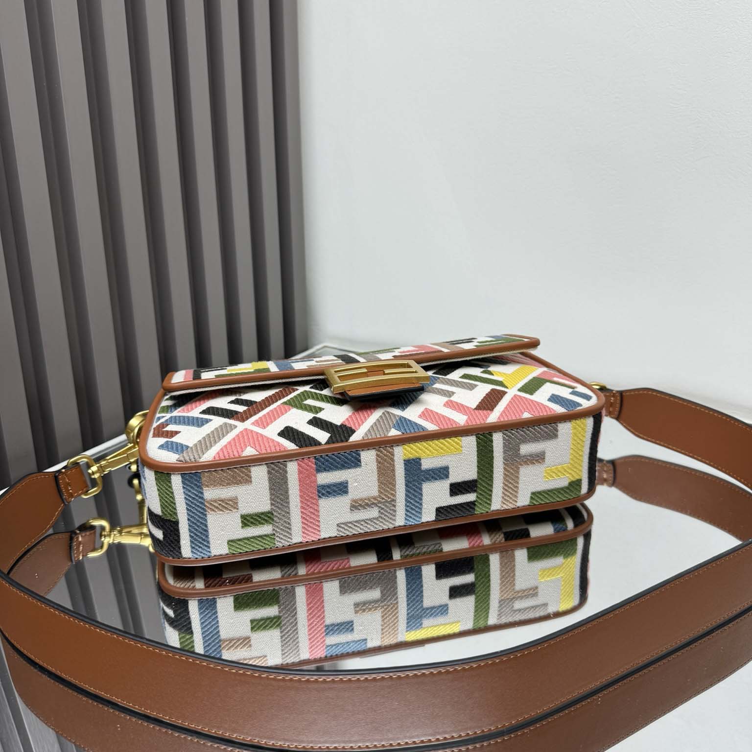 Fendi Baguette Mini  26x13x6cm - EUR FASHION