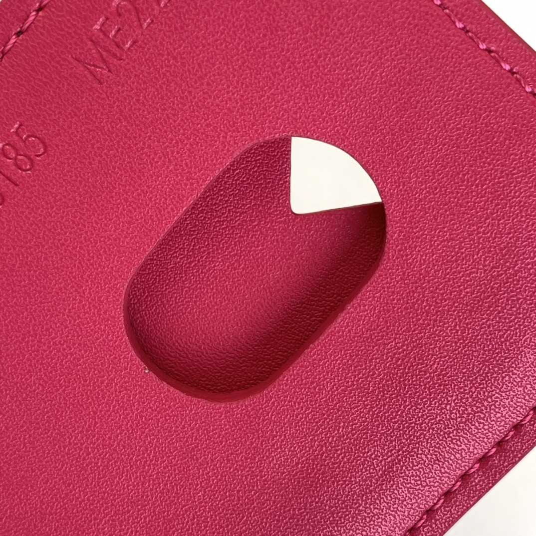 Louis Vuitton Porte-Cartes Magnet  M12851 - EUR FASHION