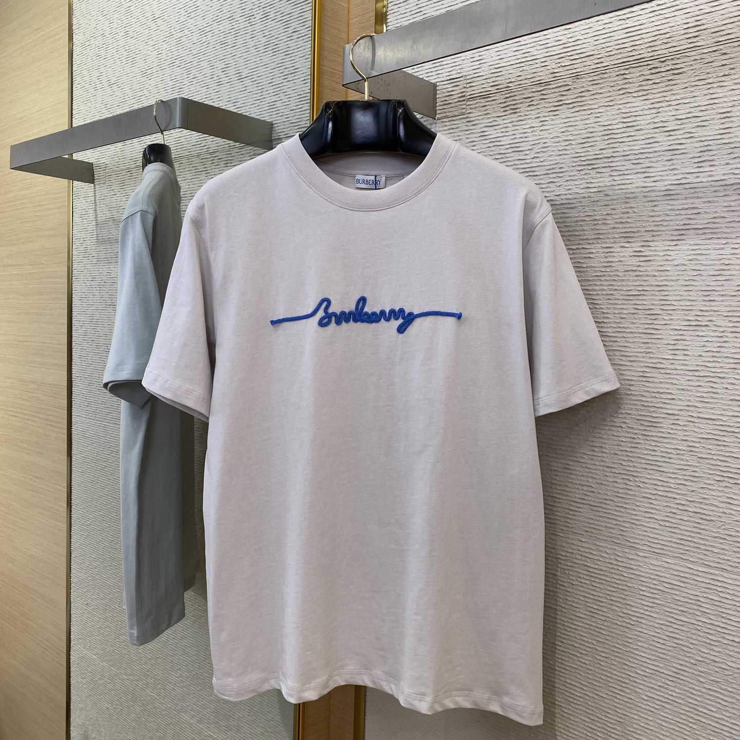 Burberry Knot Logo Cotton T-shirt   - EUR FASHION