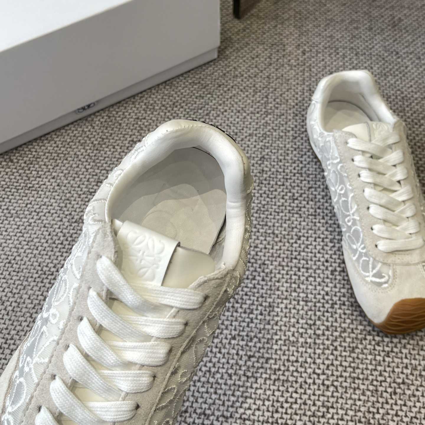 Loewe Runner  - EUR FASHION